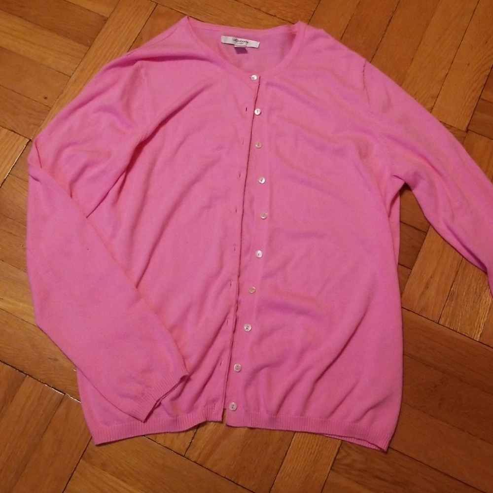 Women's sweater!!  Super comfortable